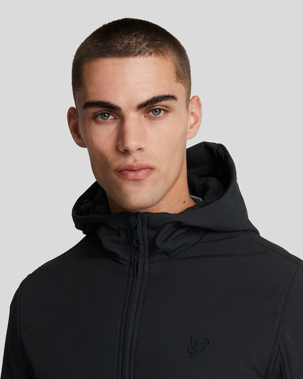 Lyle & Scott Tonal Eagle Fleece Back Softshell Jacket JK 2110 kleur Z865 Jet Black